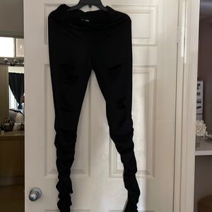 Fashion nova black leggings